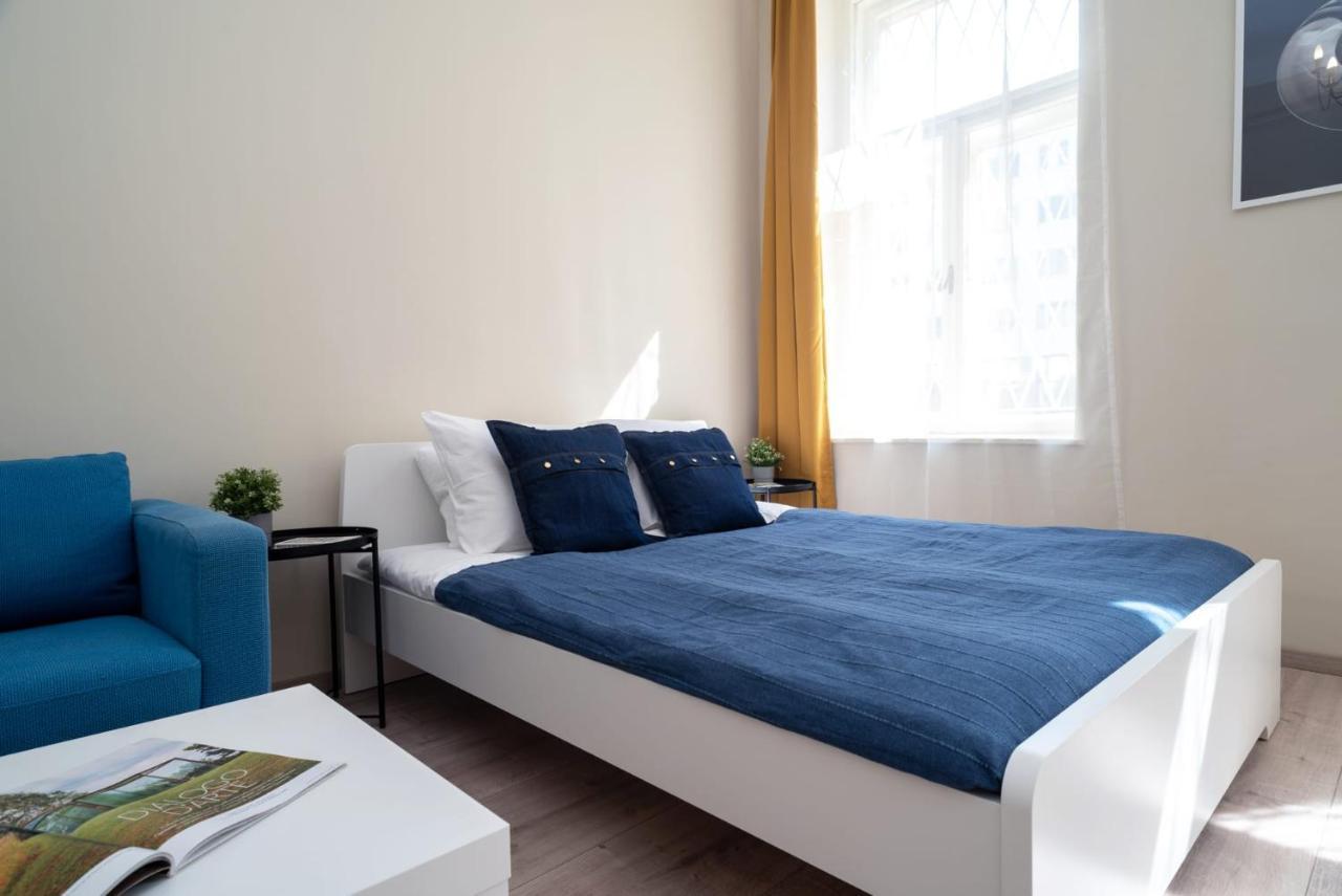 Blue Ribbon Apartment Будапеща Екстериор снимка