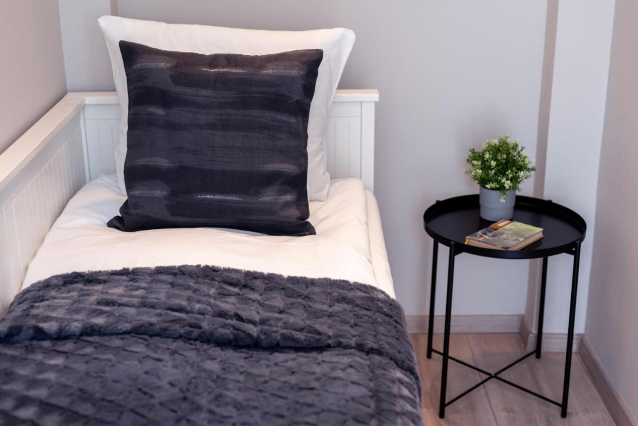 Blue Ribbon Apartment Будапеща Екстериор снимка